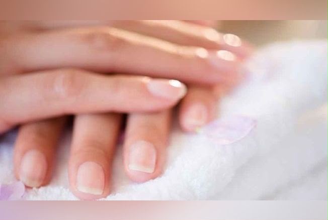 Manucure sans vernis